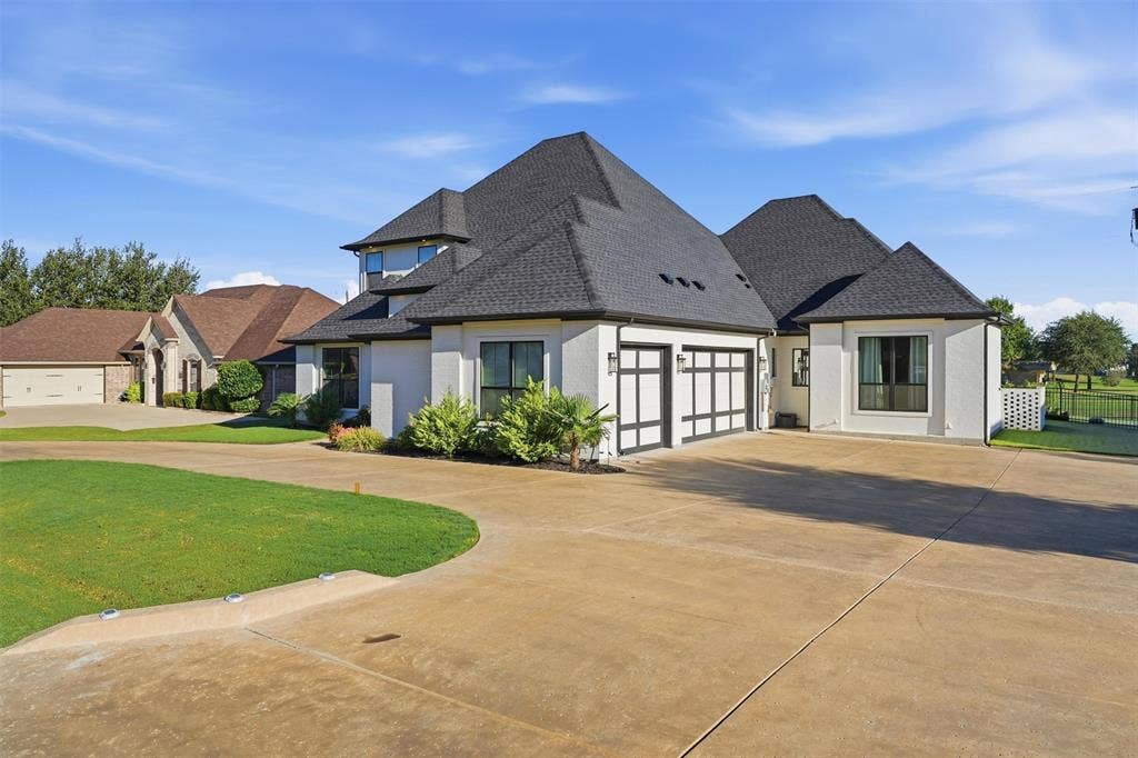 5613 Wedgefield Road, Granbury, TX 76049 5613 Wedgefield Road, Granbury, TX 76049
