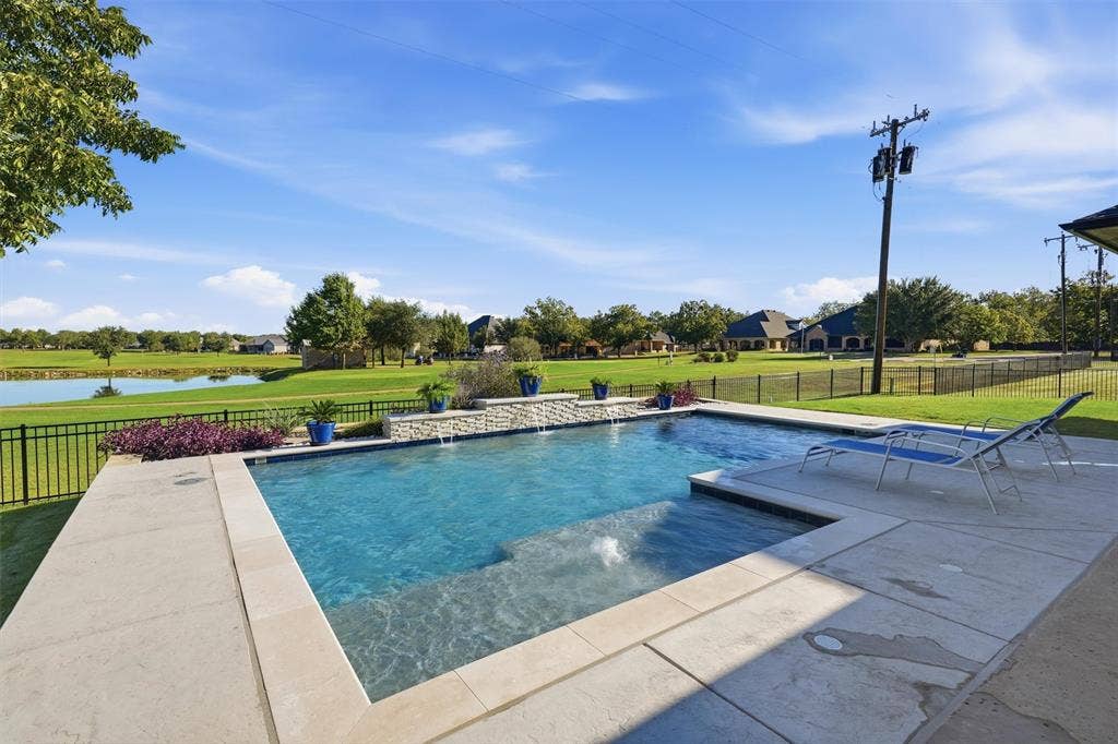 5613 Wedgefield Road, Granbury, TX 76049 5613 Wedgefield Road, Granbury, TX 76049