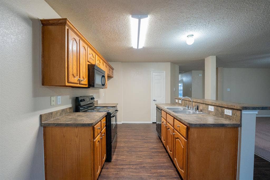 233 Willow Creek Lane, Terrell, TX 75160 233 Willow Creek Lane, Terrell, TX 75160