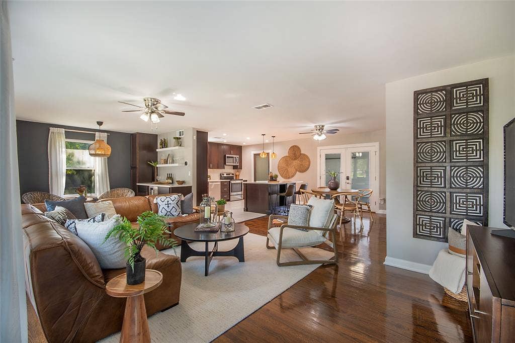 2144 Springhill Drive, Dallas, TX 75228 2144 Springhill Drive, Dallas, TX 75228