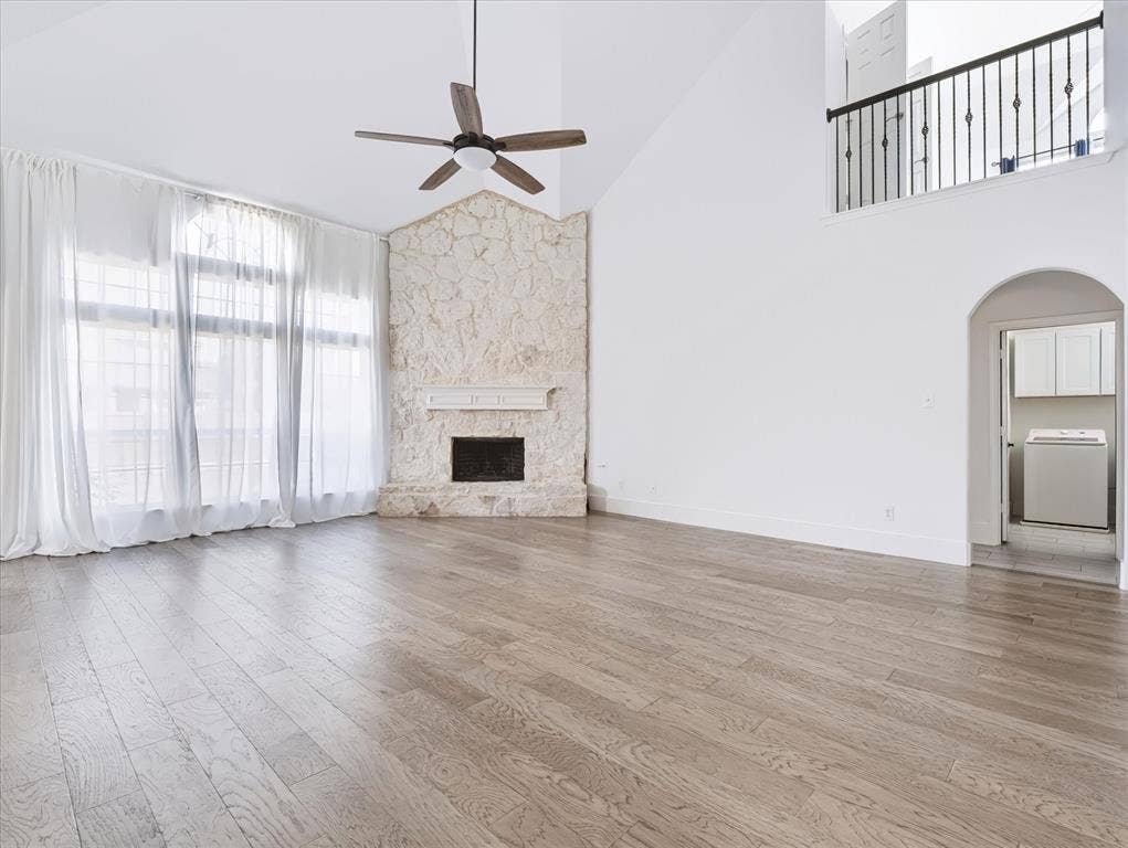 326 Equine Lane, Celina, TX 75009 Soaring ceiling and wall of windows