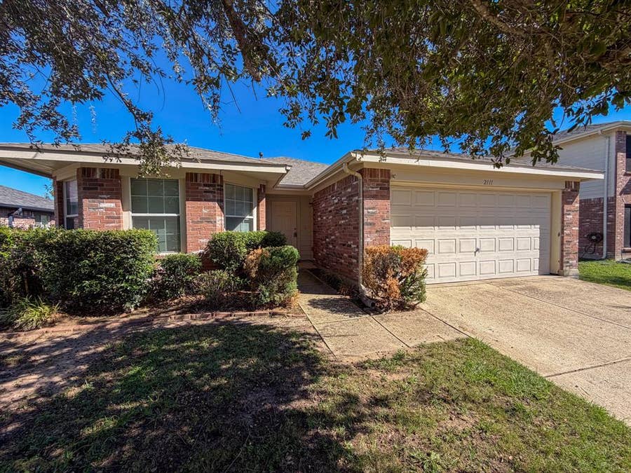 Property photo for 2111 Southridge Lane, Sherman, TX