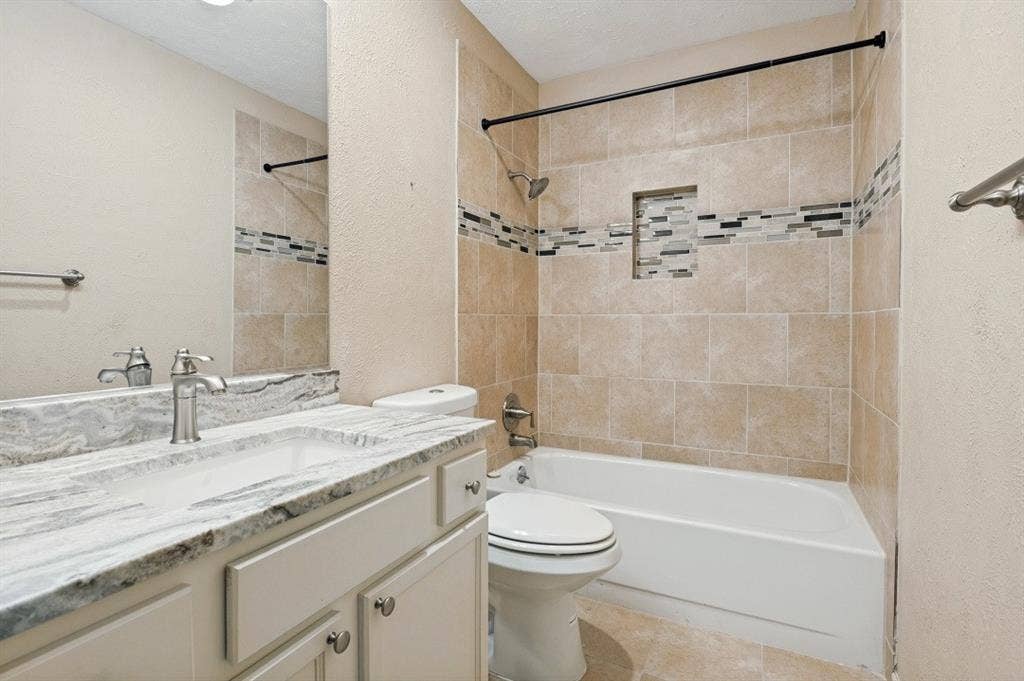 487 Clear Creek Lane, Coppell, TX 75019 487 Clear Creek Lane, Coppell, TX 75019