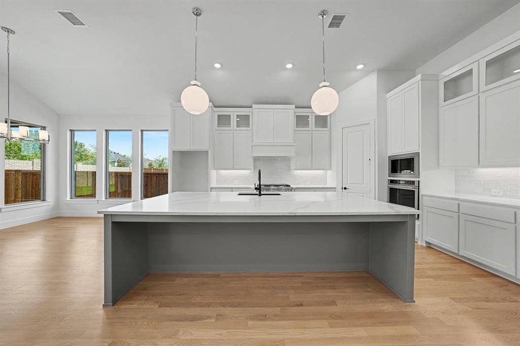2012 Bedford Falls Drive, Allen, TX 75013 2012 Bedford Falls Drive, Allen, TX 75013