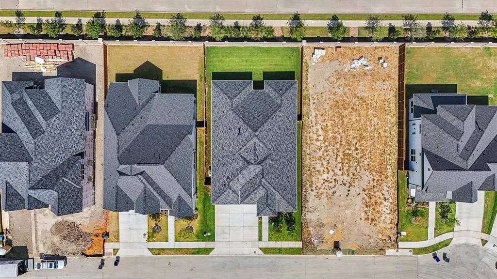 2012 Bedford Falls Drive, Allen, TX 75013 2012 Bedford Falls Drive, Allen, TX 75013