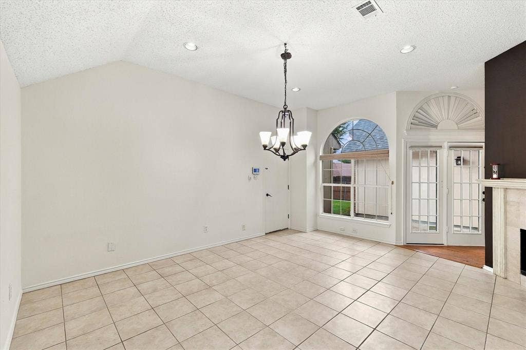 3408 Norwood Circle, Richardson, TX 75082 3408 Norwood Circle, Richardson, TX 75082
