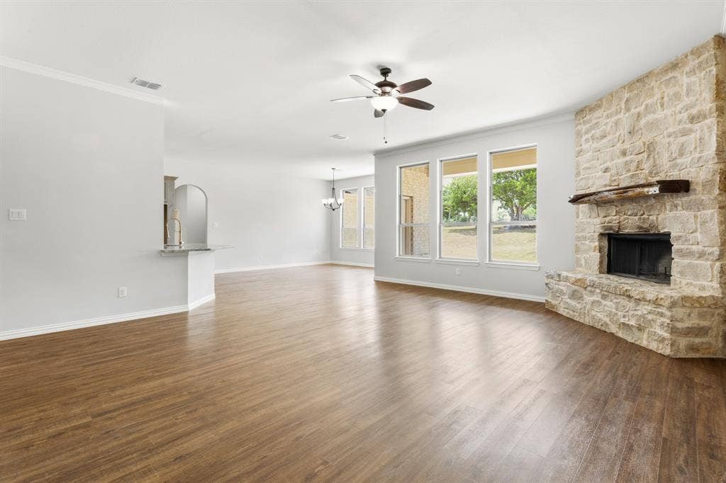 410 Silo Court, Waxahachie, TX 75167 410 Silo Court, Waxahachie, TX 75167