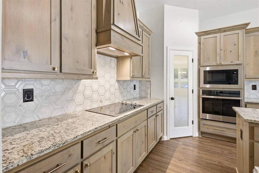 410 Silo Court, Waxahachie, TX 75167 410 Silo Court, Waxahachie, TX 75167