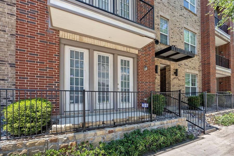 Property photo for 950 Henderson Street, #1104, Fort Worth, TX
