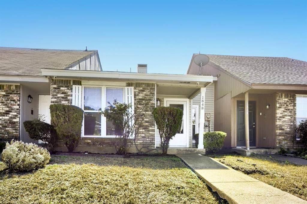 1848 Abshire Lane, Dallas, TX 75228 1848 Abshire Lane, Dallas, TX 75228