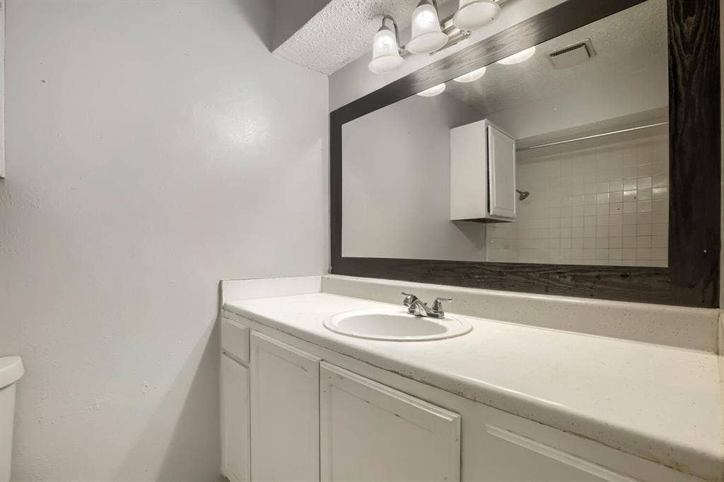 1848 Abshire Lane, Dallas, TX 75228 1848 Abshire Lane, Dallas, TX 75228