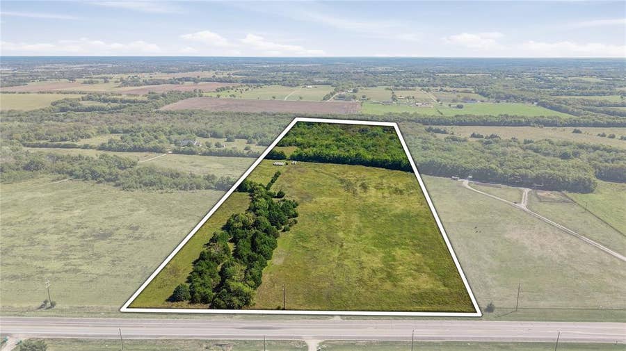 Property photo for 13393 US Highway 69, Bells, TX
