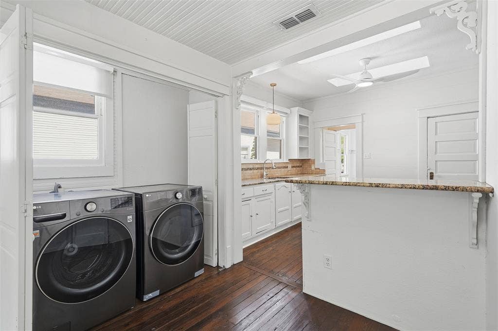 1932 5th Avenue, Fort Worth, TX 76110 1932 5th Avenue, Fort Worth, TX 76110