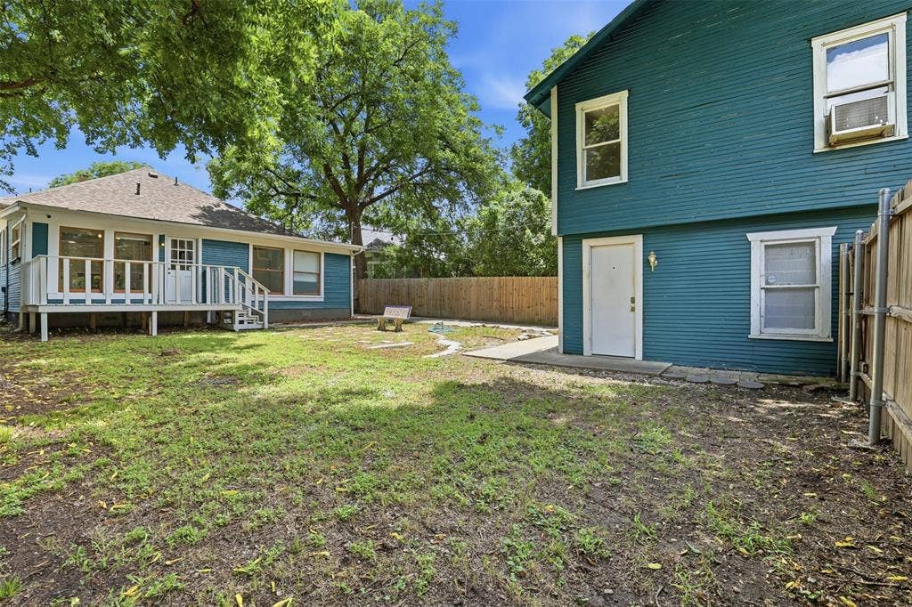 1932 5th Avenue, Fort Worth, TX 76110 1932 5th Avenue, Fort Worth, TX 76110