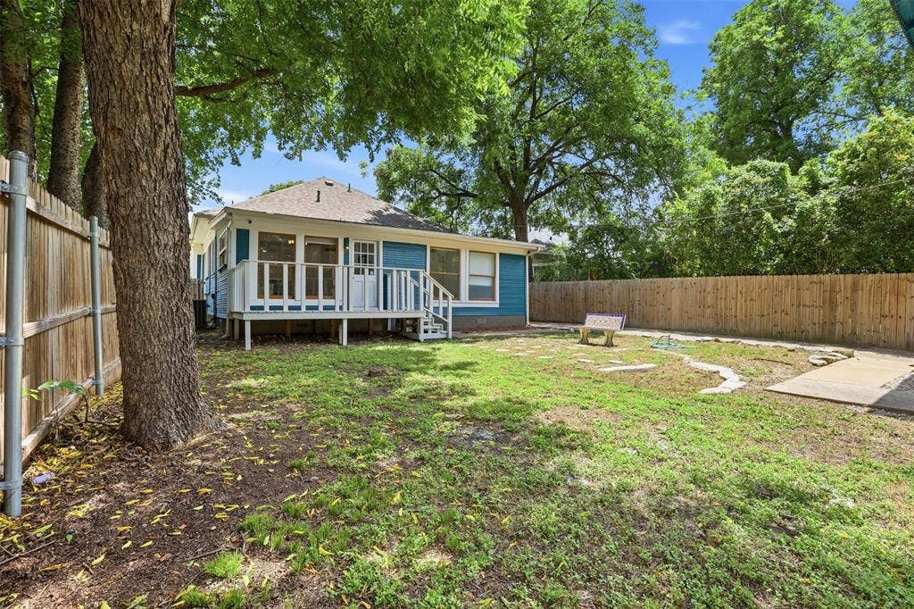 1932 5th Avenue, Fort Worth, TX 76110 1932 5th Avenue, Fort Worth, TX 76110