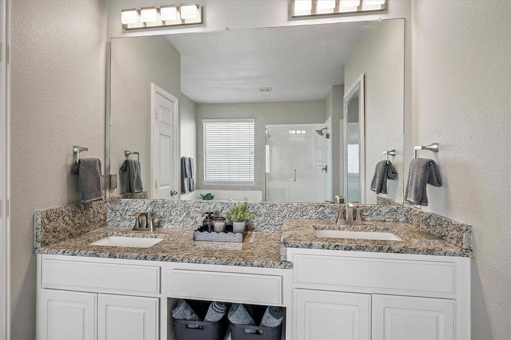 10306 Waterview Parkway, Rowlett, TX 75089 10306 Waterview Parkway, Rowlett, TX 75089