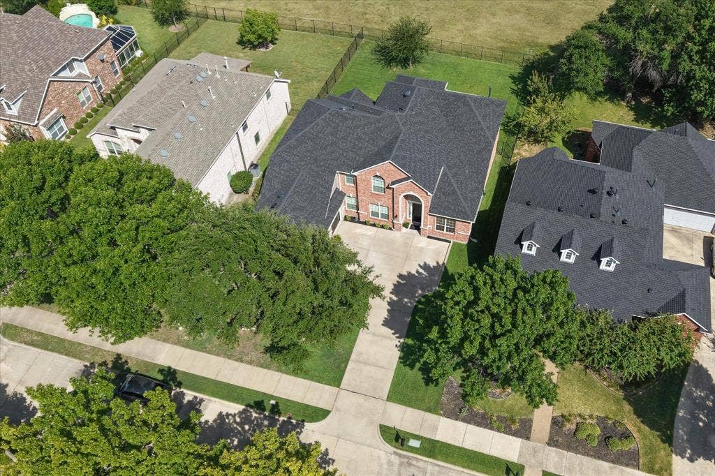 10306 Waterview Parkway, Rowlett, TX 75089 Private street - Off the Parkway with mature trees and golf course lot