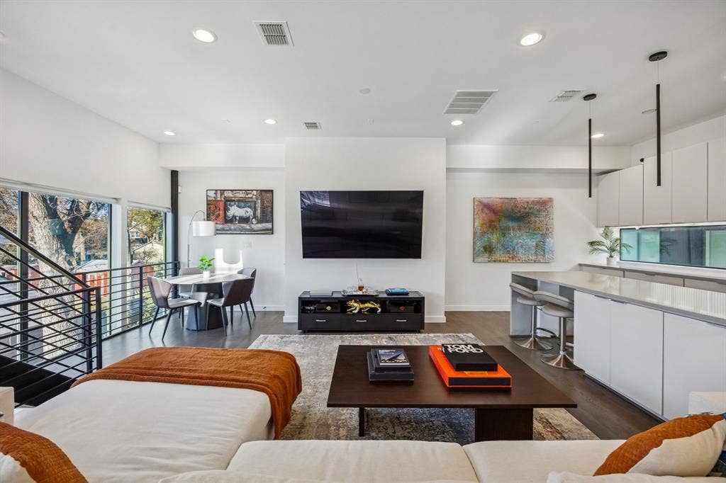 4805 Caxton Court, Dallas, TX 75204