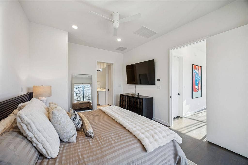 4805 Caxton Court, Dallas, TX 75204
