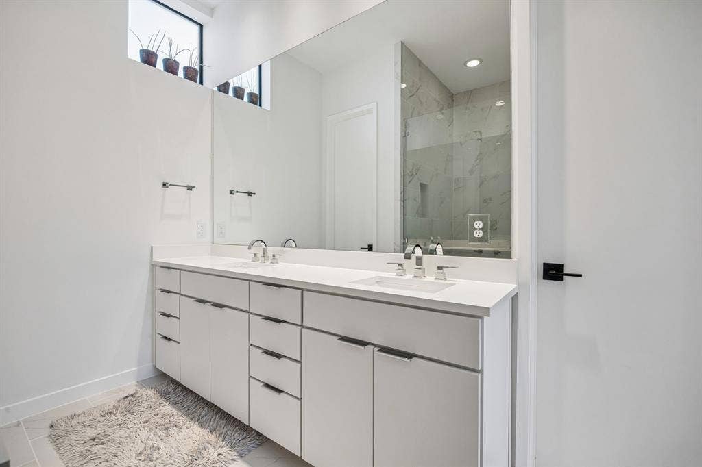 4805 Caxton Court, Dallas, TX 75204