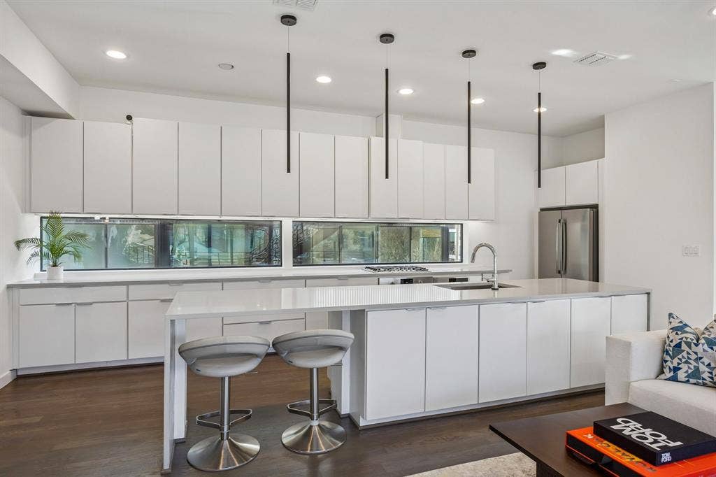 4805 Caxton Court, Dallas, TX 75204