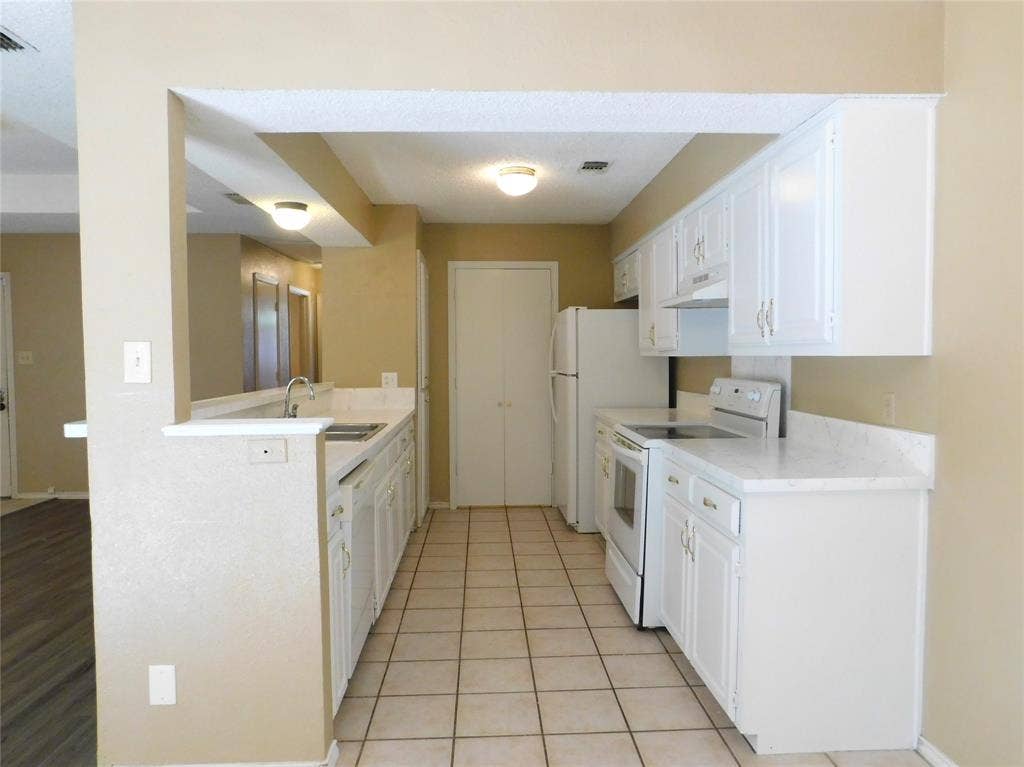 9792 Windy Ridge Road, Frisco, TX 75033 9792 Windy Ridge Road, Frisco, TX 75033