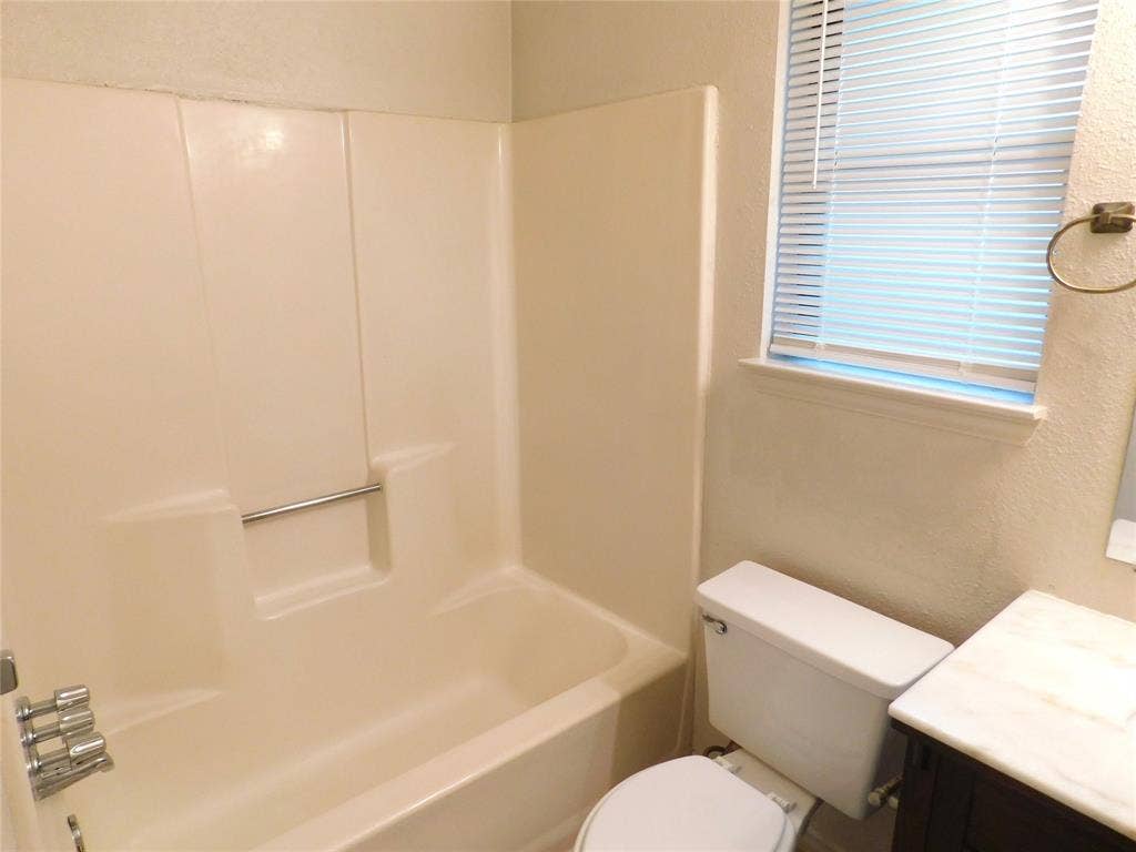 9792 Windy Ridge Road, Frisco, TX 75033 9792 Windy Ridge Road, Frisco, TX 75033