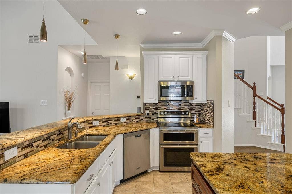419 Lakefield Drive, Murphy, TX 75094 419 Lakefield Drive, Murphy, TX 75094