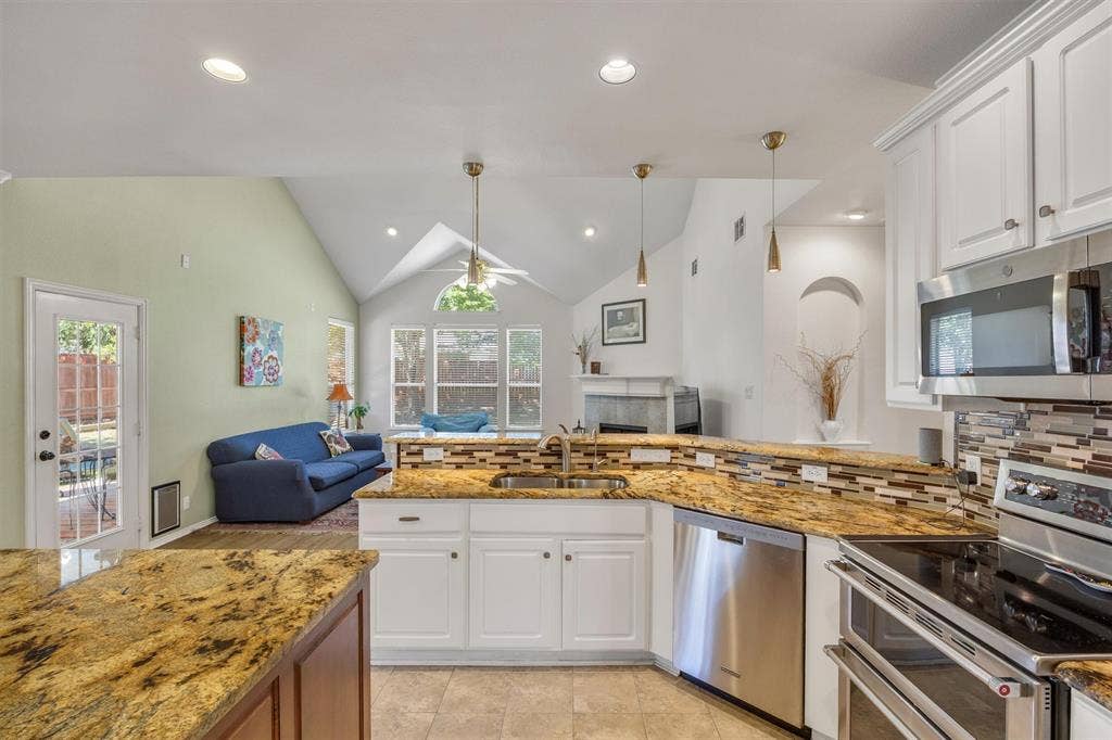 419 Lakefield Drive, Murphy, TX 75094 419 Lakefield Drive, Murphy, TX 75094