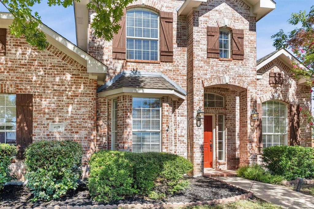 419 Lakefield Drive, Murphy, TX 75094 Front of home