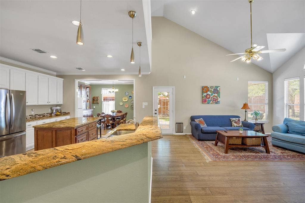 419 Lakefield Drive, Murphy, TX 75094 419 Lakefield Drive, Murphy, TX 75094