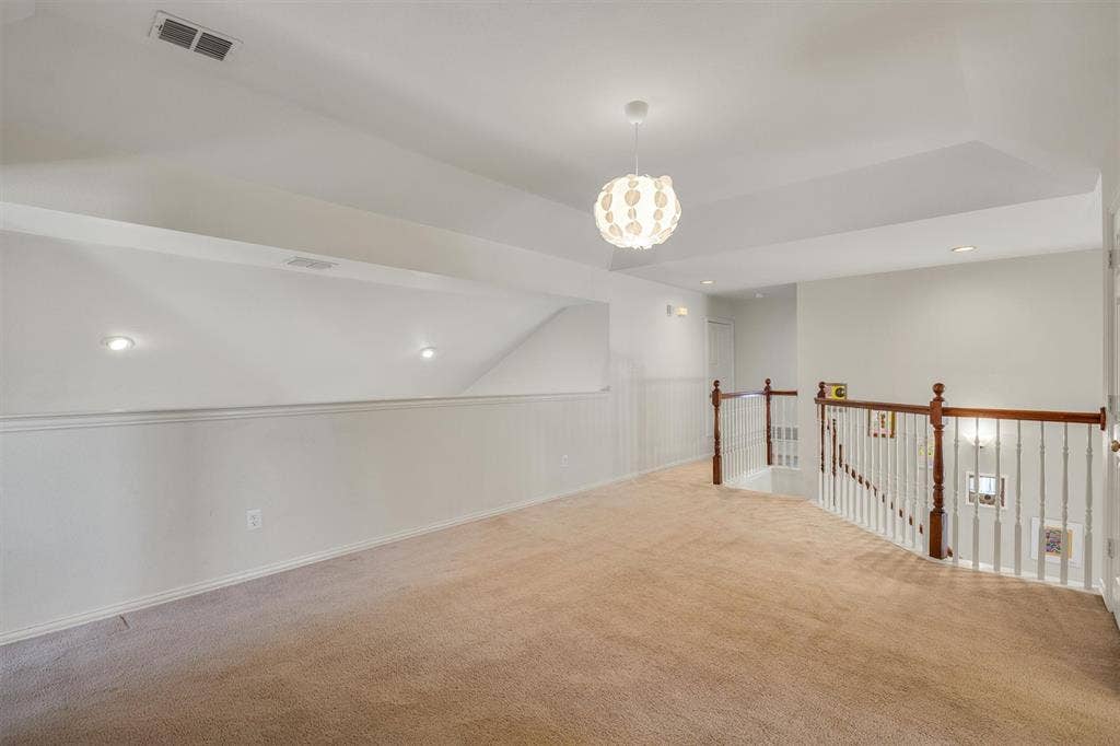 419 Lakefield Drive, Murphy, TX 75094 Upstairs landing play area
