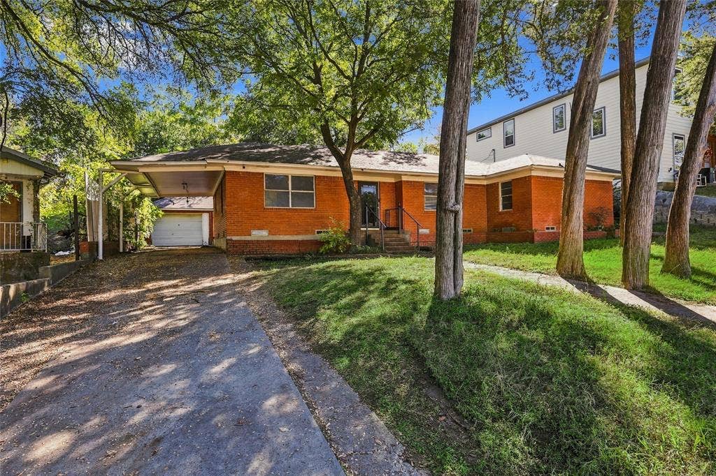 1342 Carson Street, Dallas, TX 75216 1342 Carson Street, Dallas, TX 75216