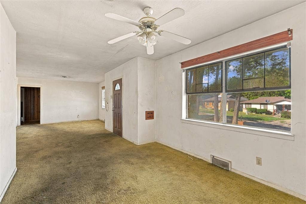 1342 Carson Street, Dallas, TX 75216 1342 Carson Street, Dallas, TX 75216