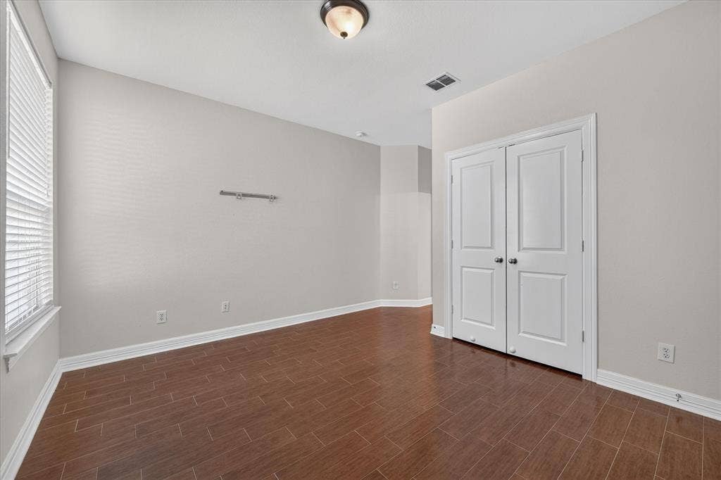 7529 Zinnia Lane, Forest Hill, TX 76140