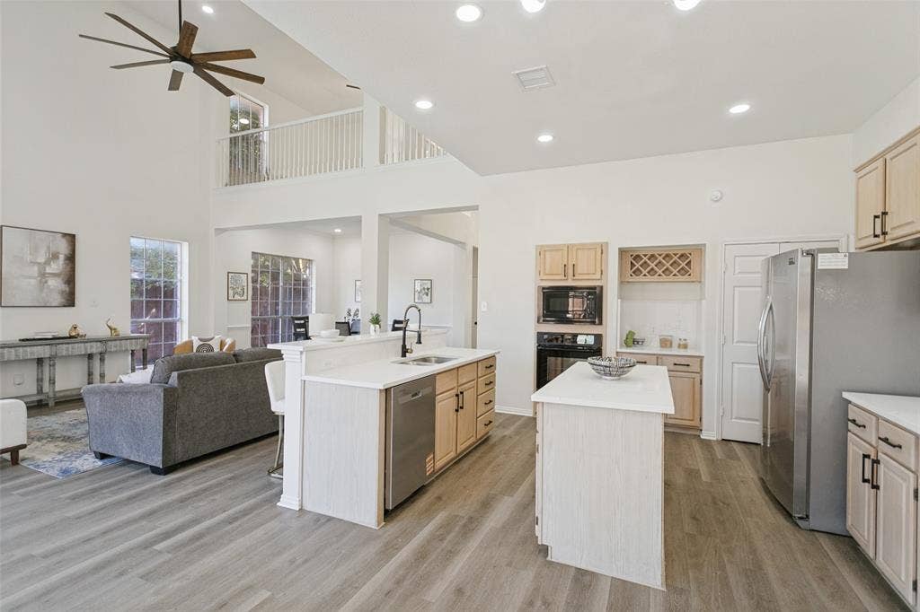 101 Fontana Court, Allen, TX 75013 101 Fontana Court, Allen, TX 75013
