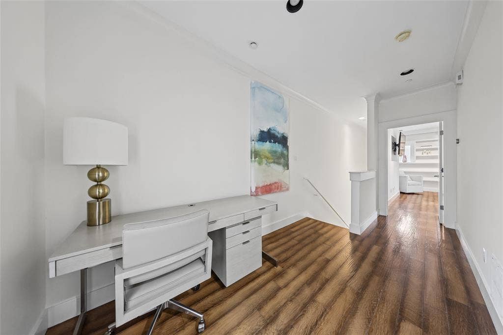 4312 Mckinney Avenue, #4, Dallas, TX 75205 Wood-finish flooring, white walls, and recessed lighting