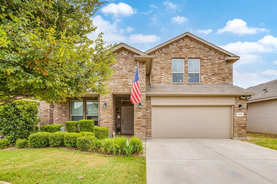 Property photo for 1428 Doe Meadow Drive, Fort Worth, TX