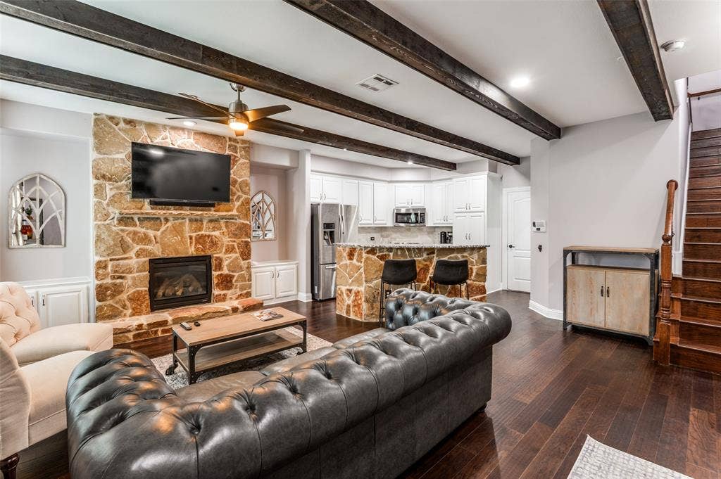 5707 Headquarters Drive, Plano, TX 75024 First Floor
