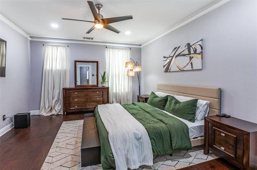 5707 Headquarters Drive, Plano, TX 75024 Second Floor Master Bedroom