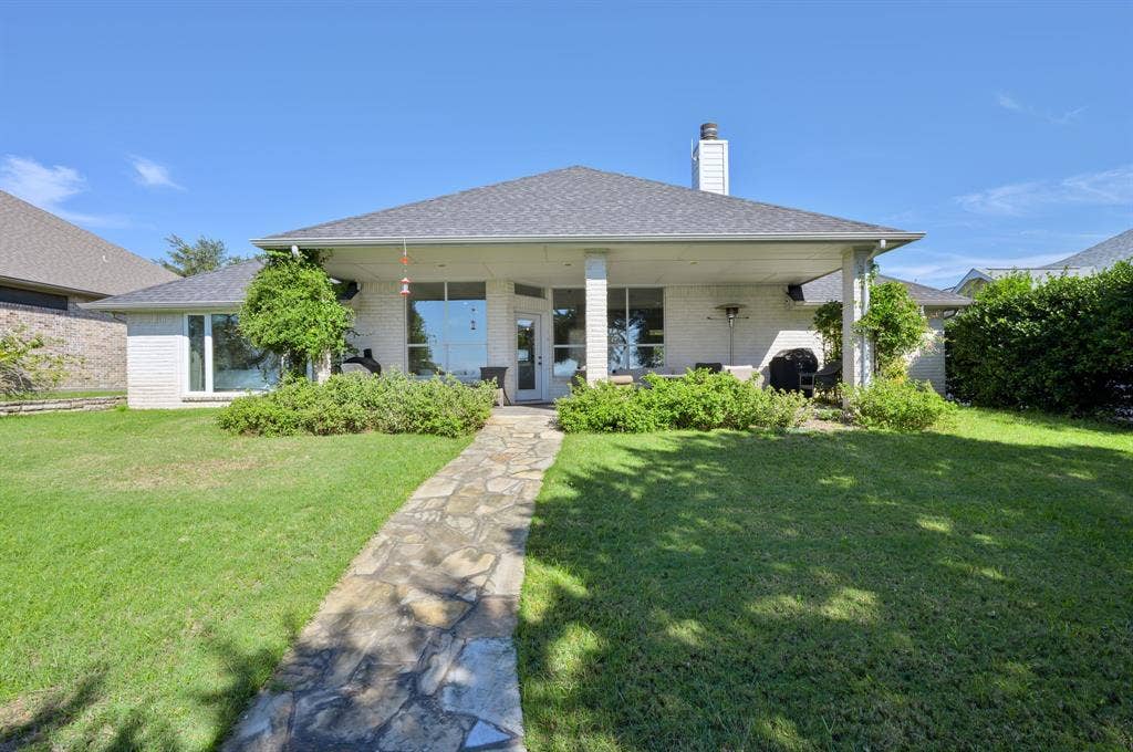 1203 Horizon Court, Granbury, TX 76049