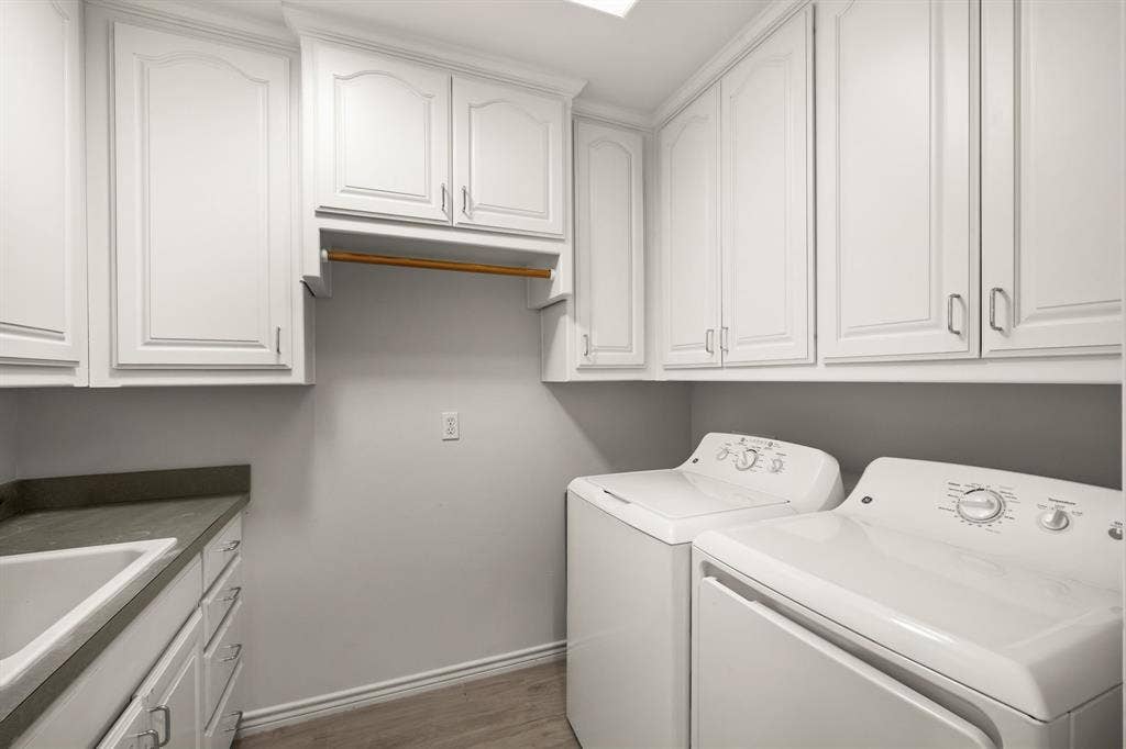 1203 Horizon Court, Granbury, TX 76049