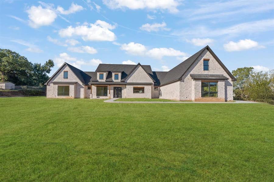 Property photo for 3432 Enchanted Acres Drive, Burleson, TX