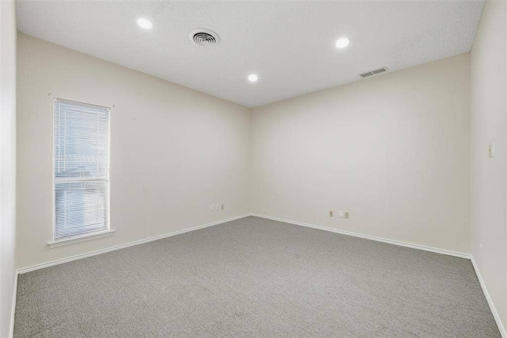 3711 W Green Oaks Boulevard, #D, Arlington, TX 76016 Private office or breakroom