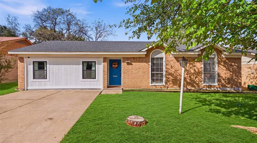 Property photo for 1602 Pisces Street, Grand Prairie, TX