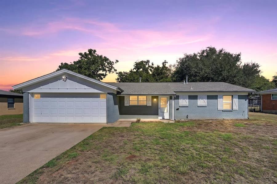 Property photo for 1216 Walker Drive, Hurst, TX