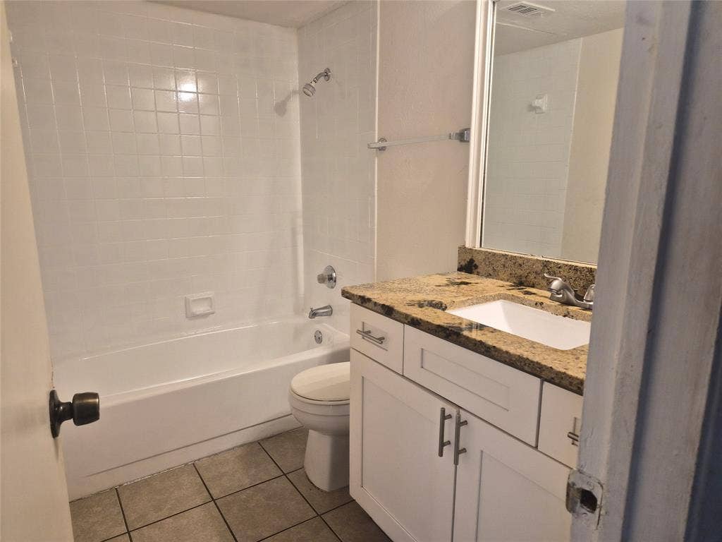 8110 Skillman Street, #2059, Dallas, TX 75231 8110 Skillman Street, #2059, Dallas, TX 75231