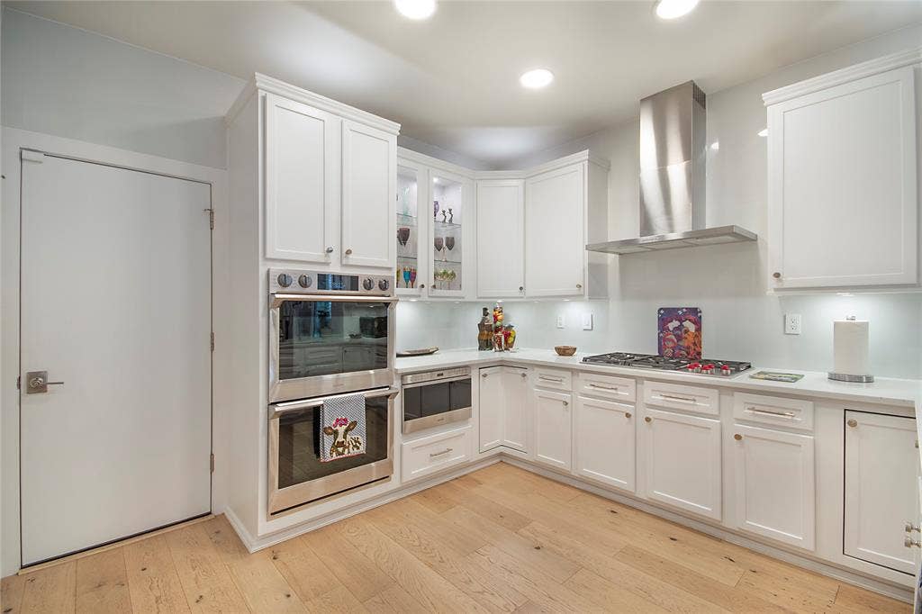 11804 Forest Lakes Lane, Dallas, TX 75230 11804 Forest Lakes Lane, Dallas, TX 75230