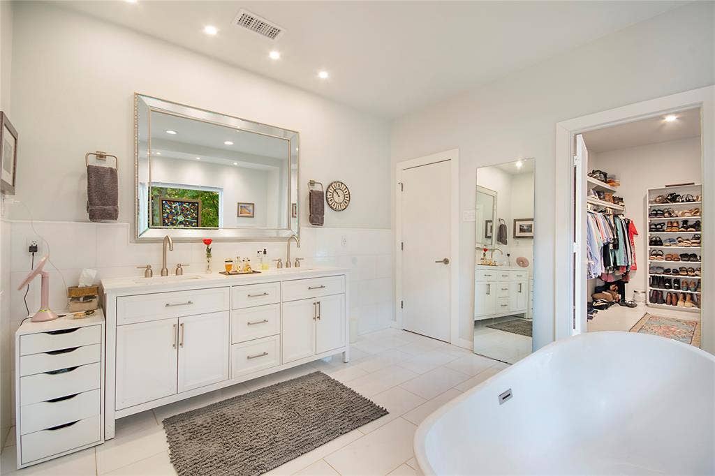 11804 Forest Lakes Lane, Dallas, TX 75230 11804 Forest Lakes Lane, Dallas, TX 75230
