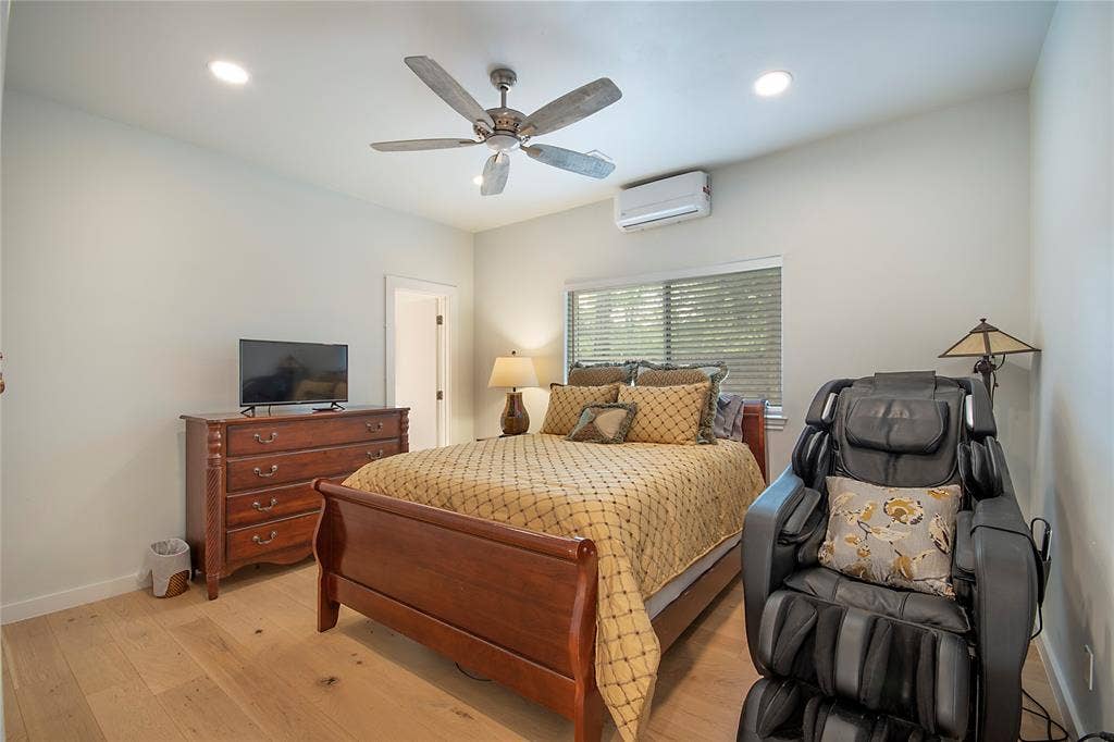 11804 Forest Lakes Lane, Dallas, TX 75230 11804 Forest Lakes Lane, Dallas, TX 75230